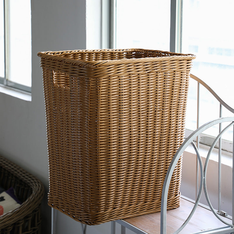 Handcrafted Decorative Basket made of Willow | Thrascher