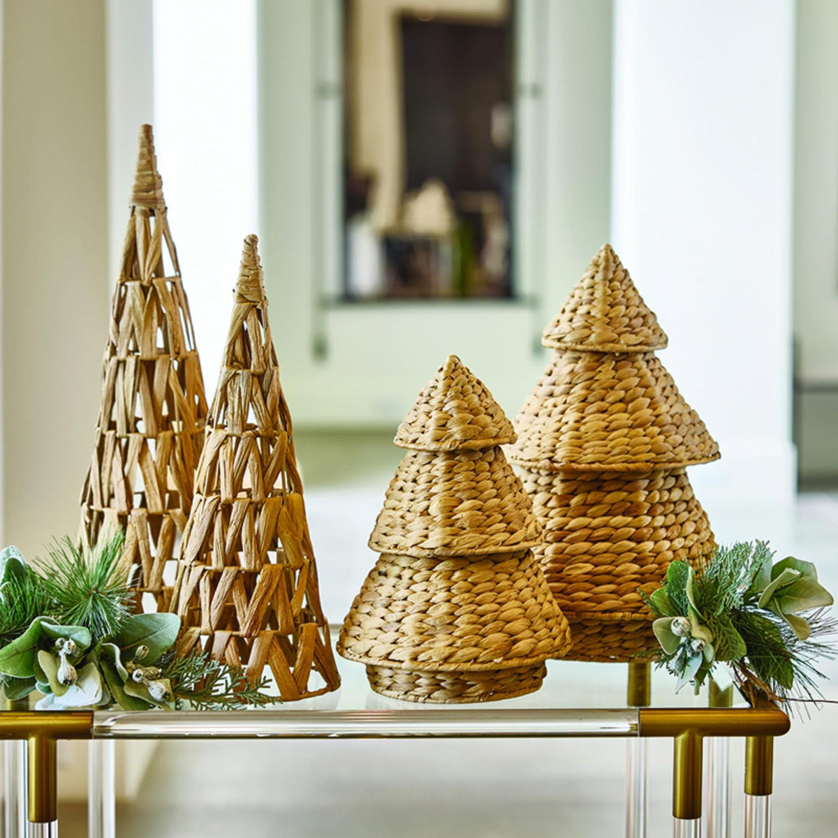 Handcrafted Decorative Item made from Natural Materials | Thrascher