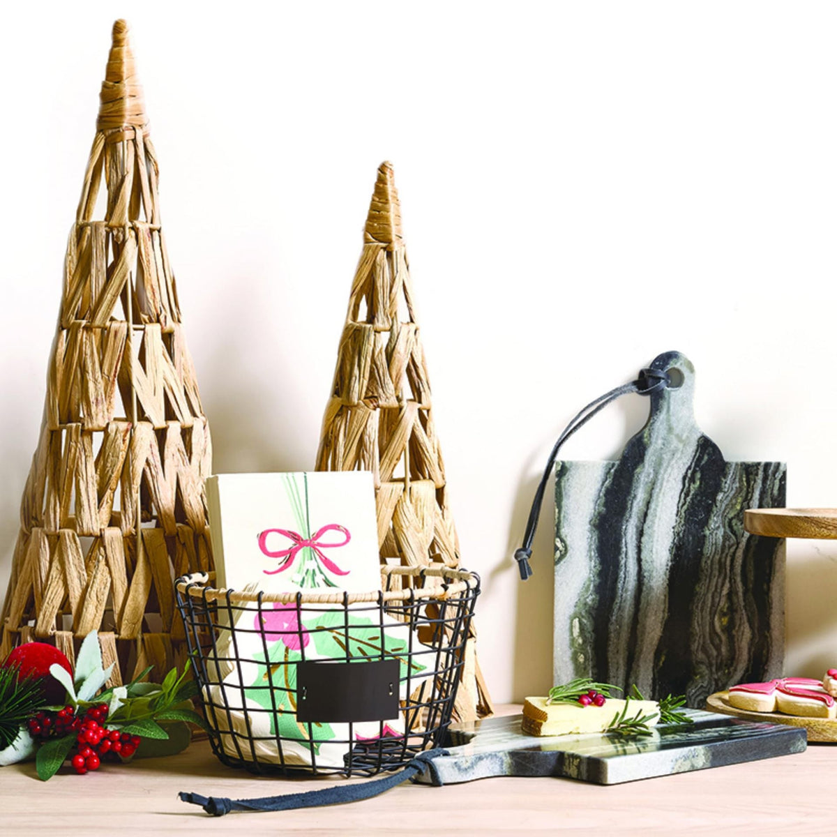 Handcrafted Decorative Item made from Natural Materials | Thrascher