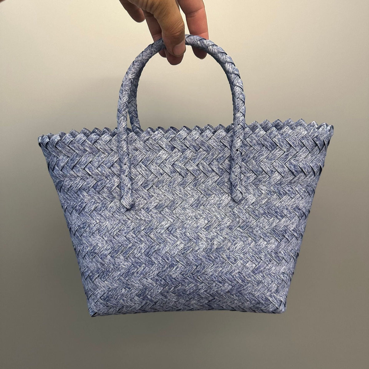 Handcrafted Straw Bag | Thrascher