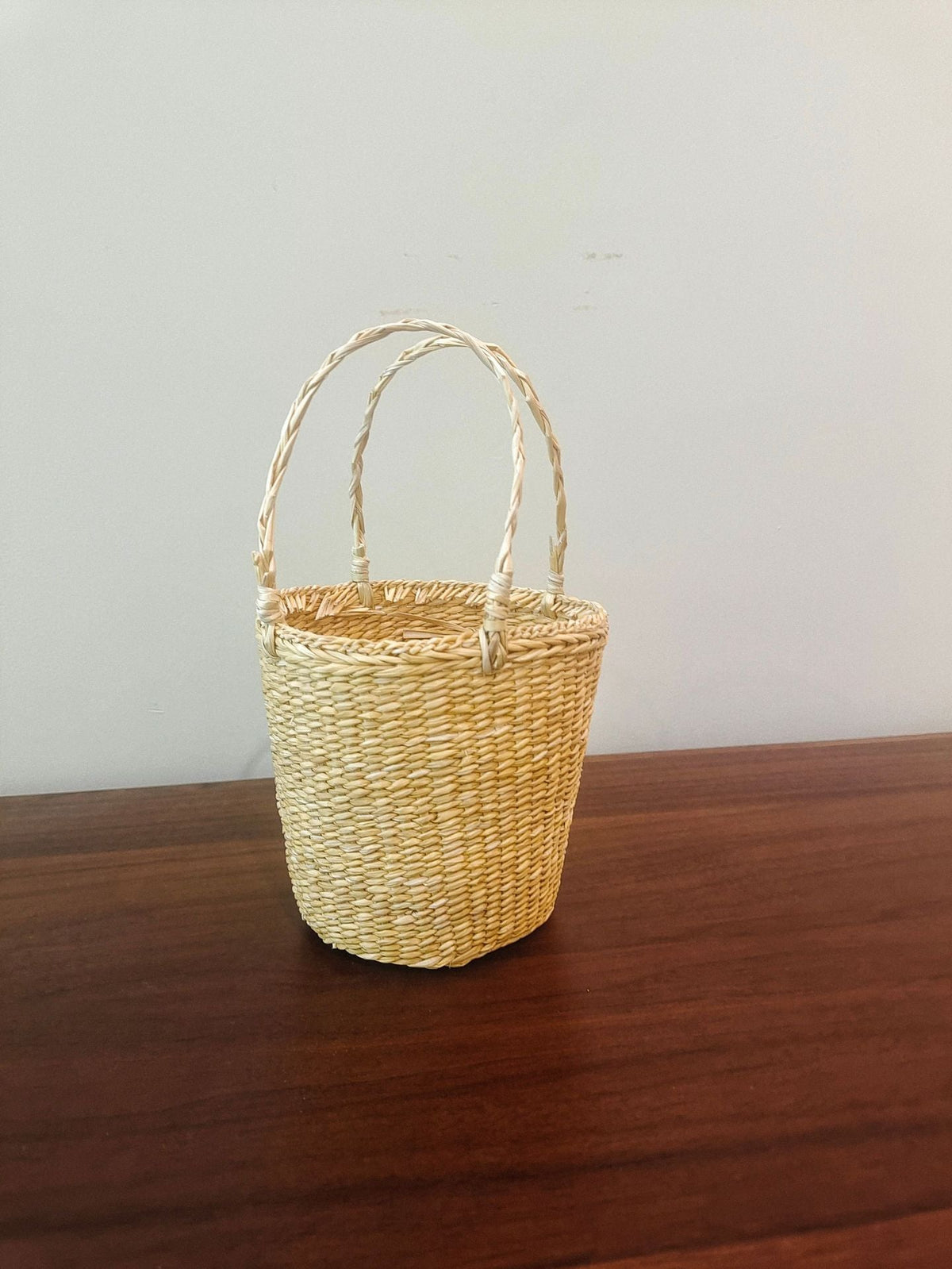 Handcrafted Woven Glass Holder | Thrascher