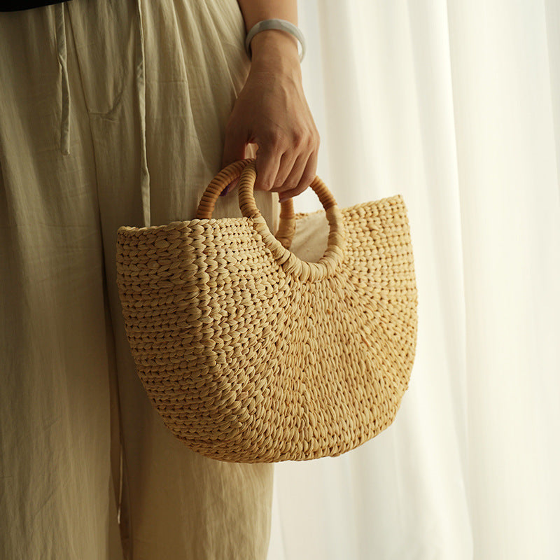 Handmade Beach Bag made of Braided Rattan | Thrascher