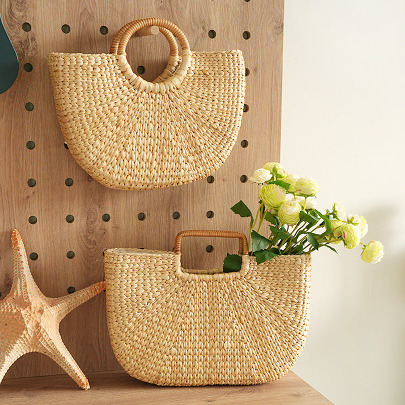 Handmade Beach Bag made of Braided Rattan | Thrascher