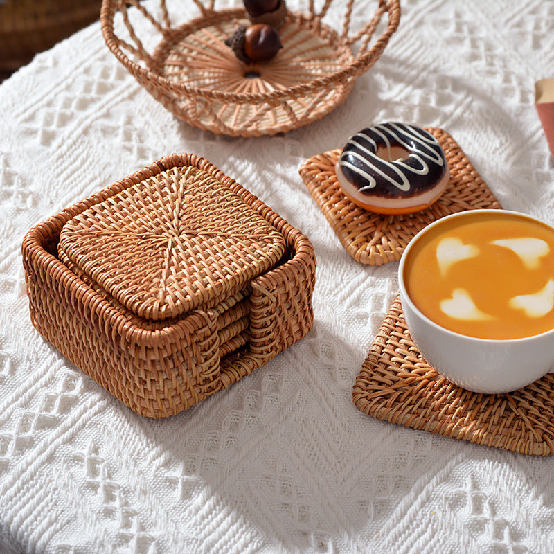 Handmade Coasters made of Woven Material | Thrascher
