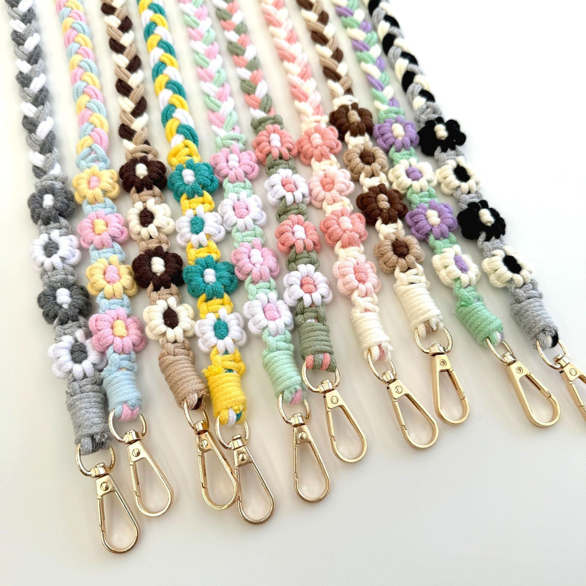Handmade Macrame Floral Dog Leash | Thrascher