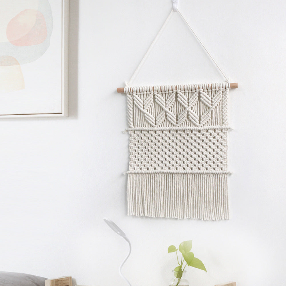 Handwoven Macrame Wall Hanging in Boho Style | Thrascher