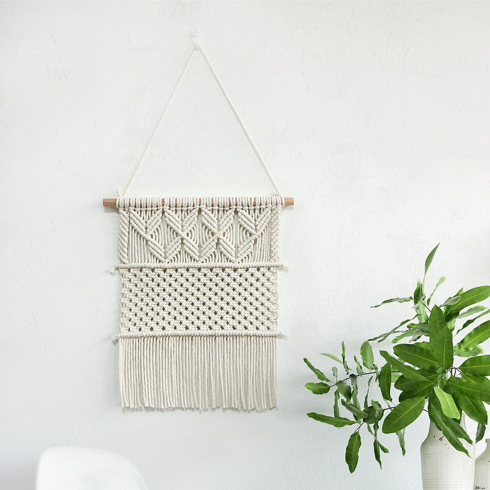 Handwoven Macrame Wall Hanging in Boho Style | Thrascher