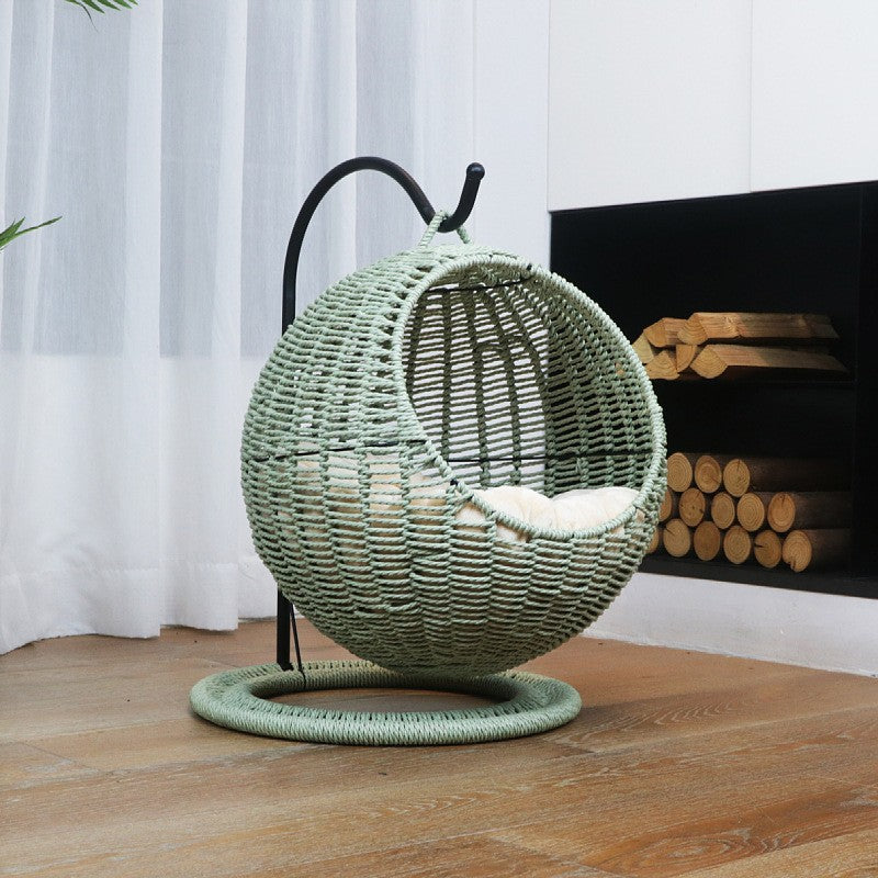 Hanging Chair made of Rattan with Comfortable Cushion | Thrascher