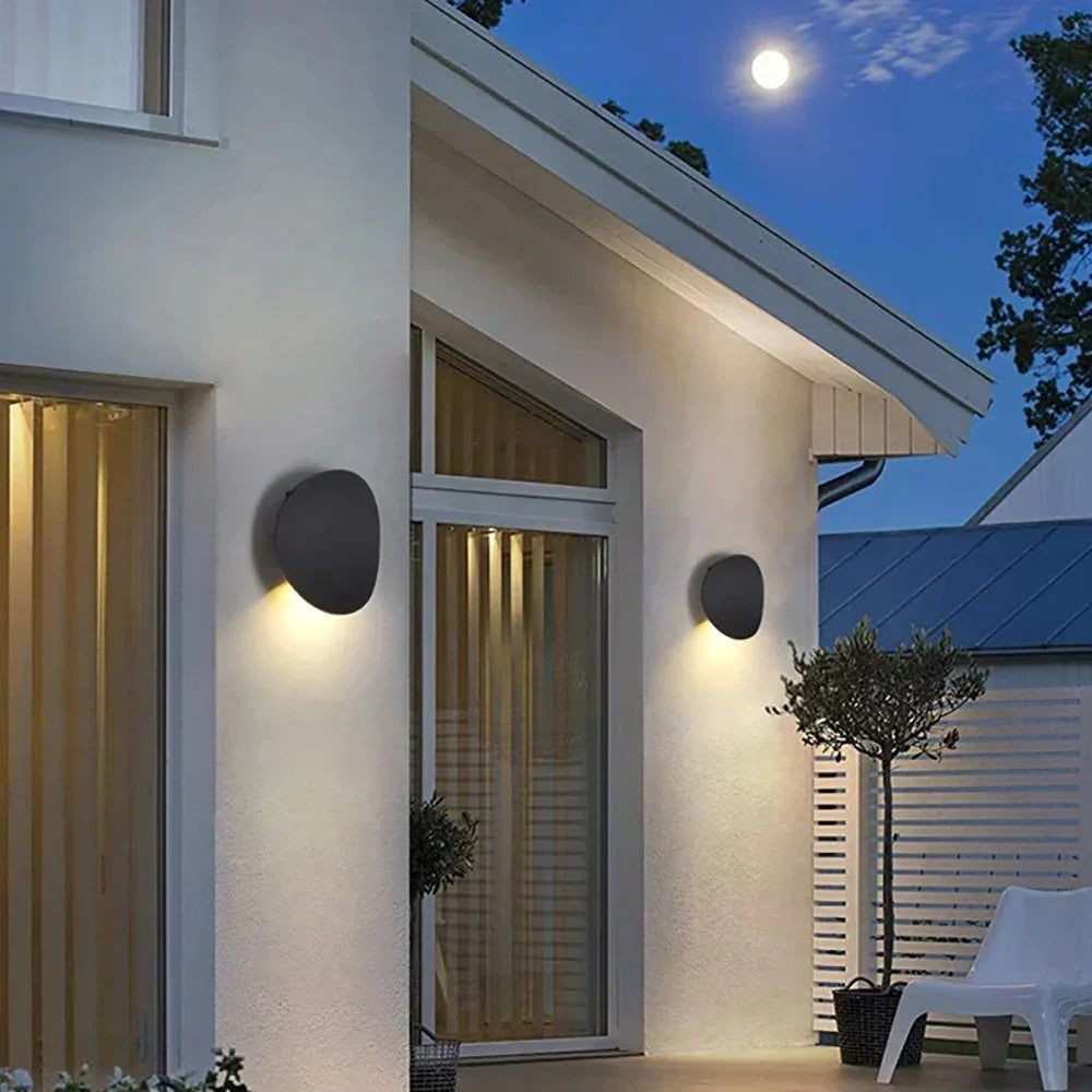 Havenstone Outdoor Wall Lamp
