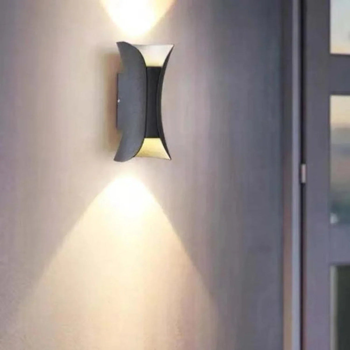Havenvale Waterproof LED Wall Lamp