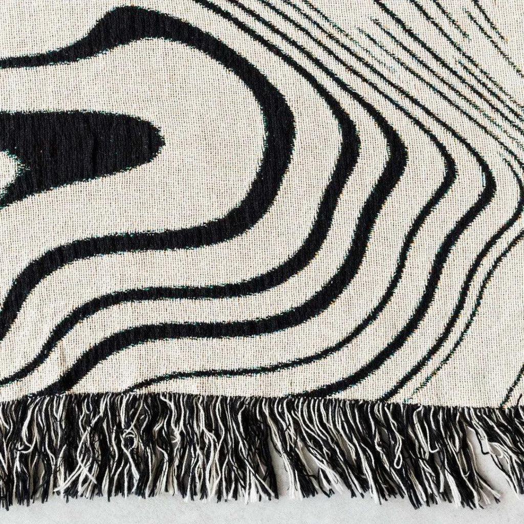 Helndara Throw Blanket