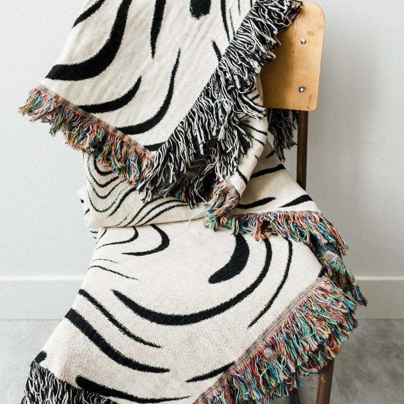 Helndara Throw Blanket