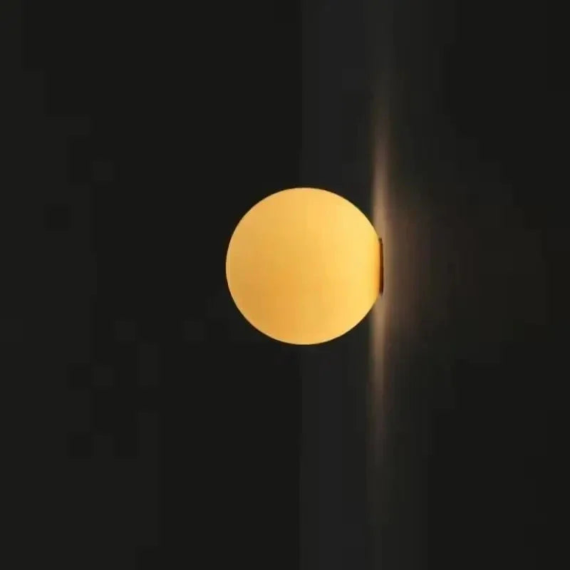 Helndira Glass Wall Lamp