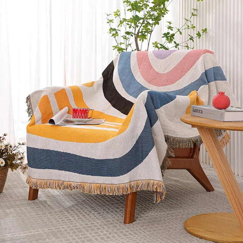 Heltola Throw Blanket