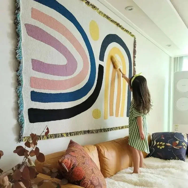 Heltola Throw Blanket