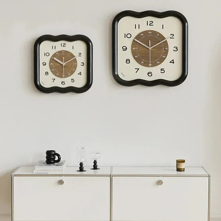 Ilrando Wall Clock