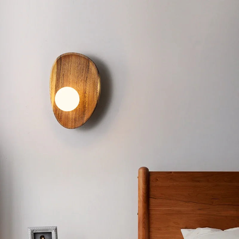 Ilura Wall Lamp