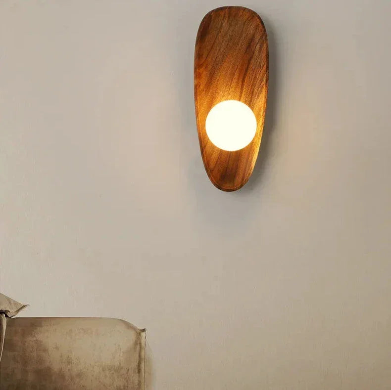Ilura Wall Lamp