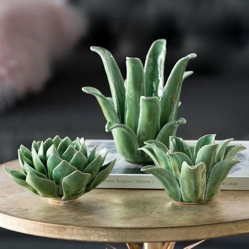 Jorlira Candle Holder