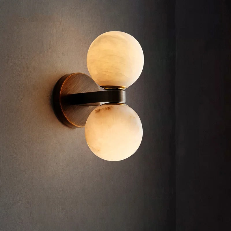 Kalndora Wall Lamp