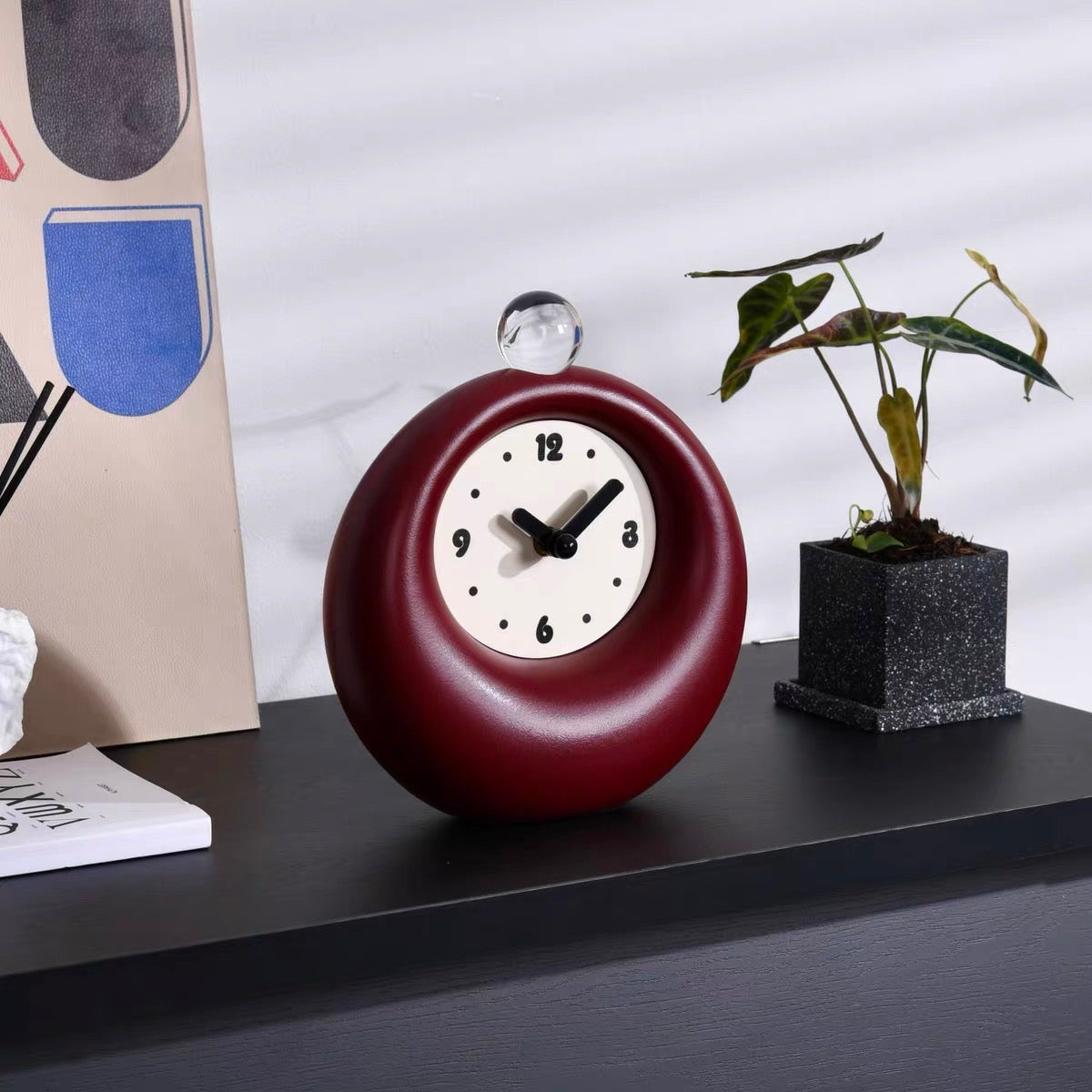 Kalnona Table Clock