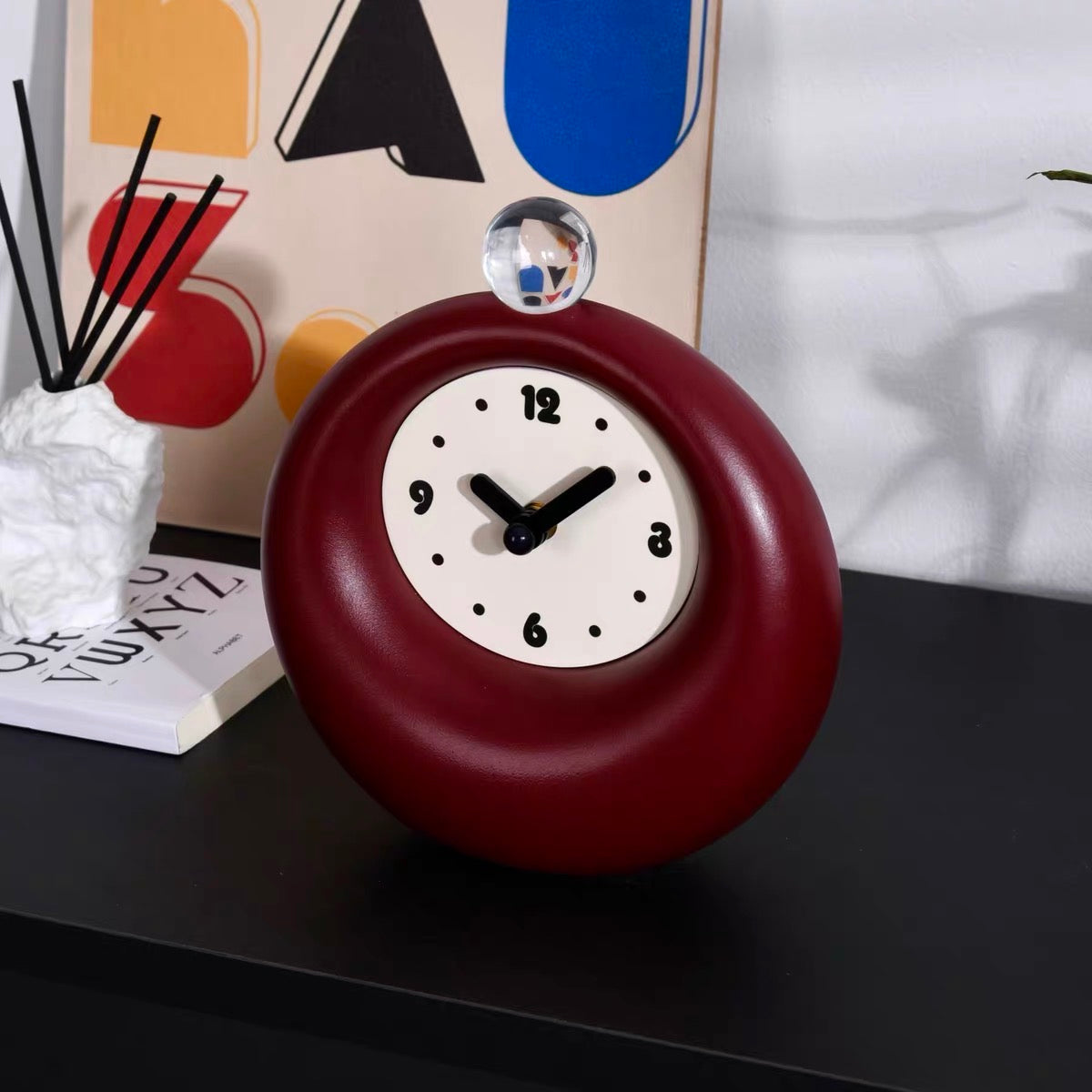 Kalnona Table Clock