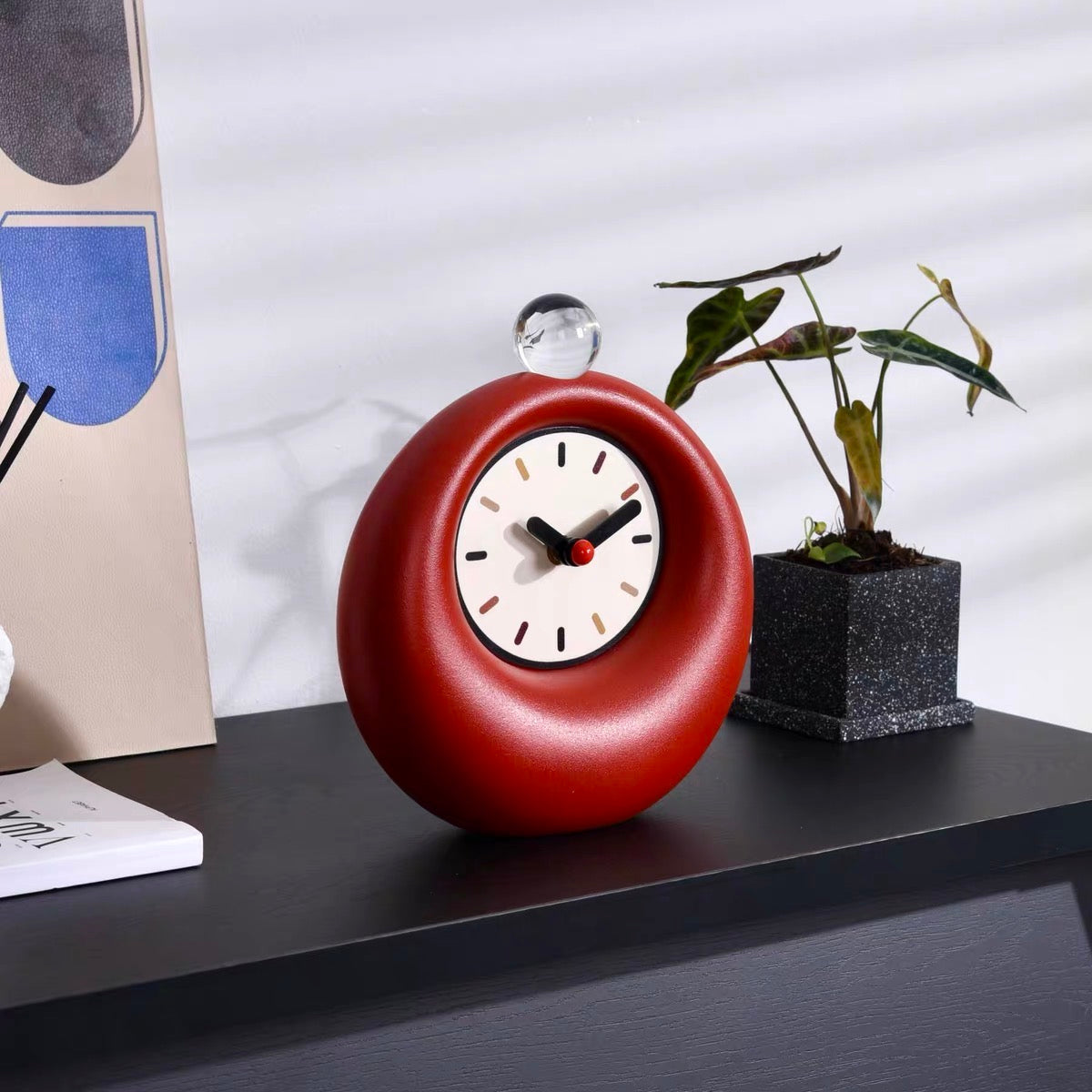 Kalnona Table Clock