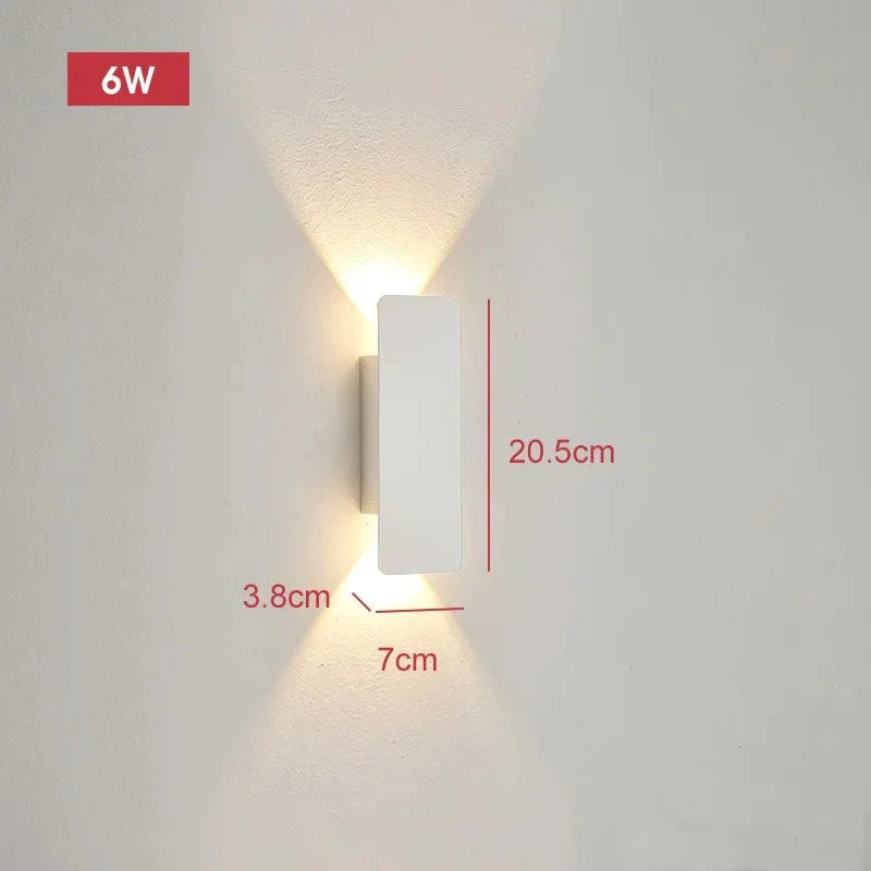 Kalryra Outdoor Wall Light