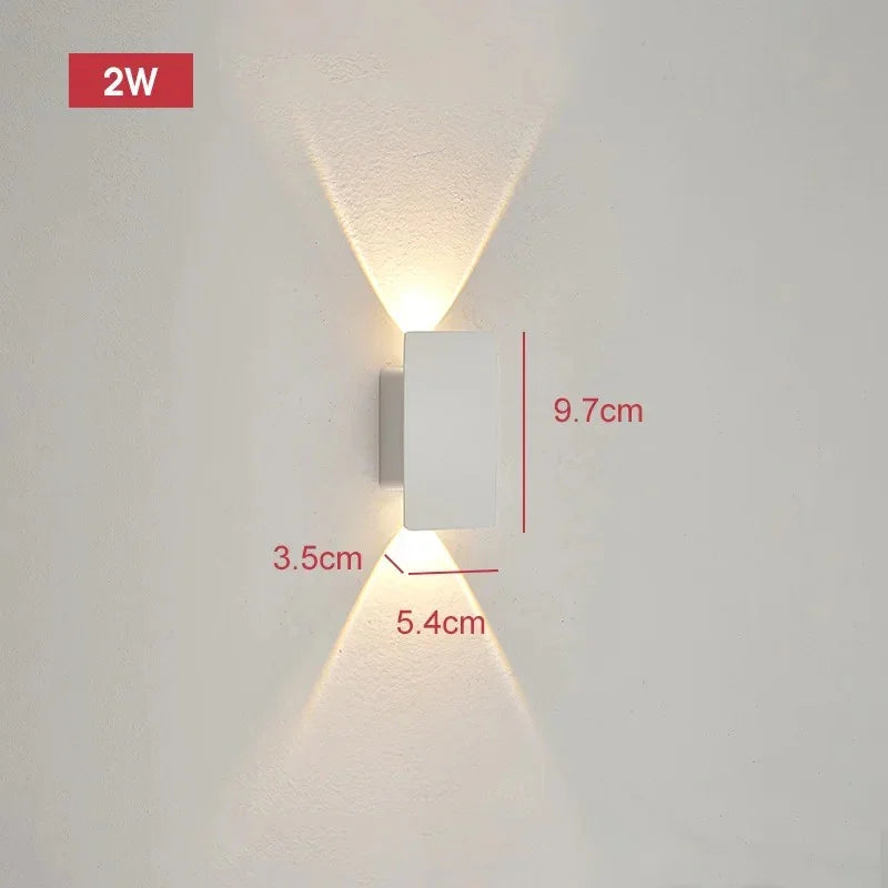 Kalryra Outdoor Wall Light