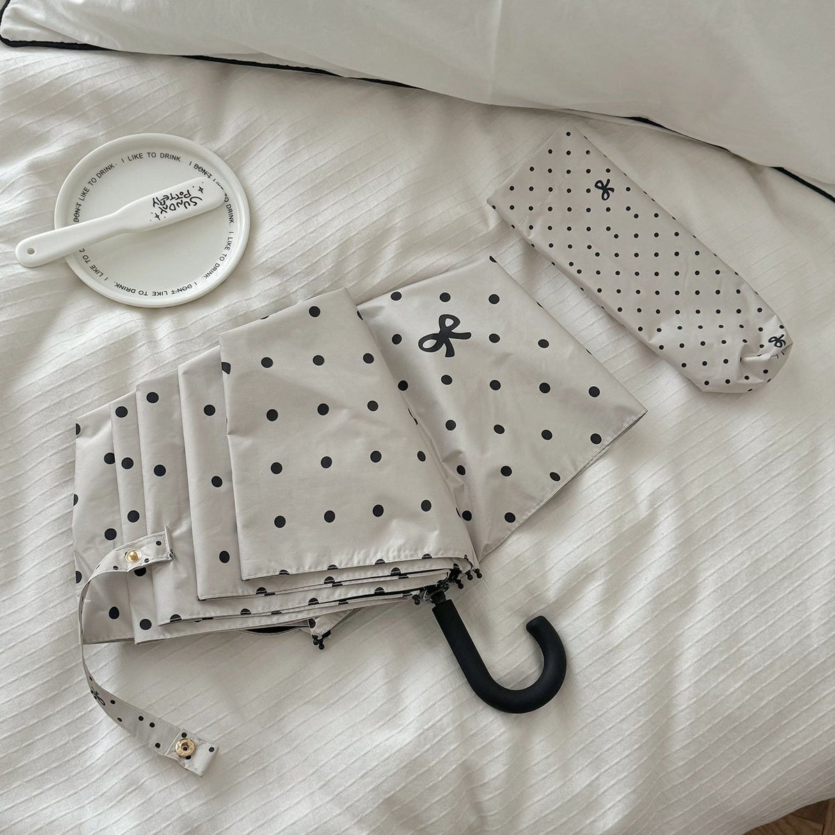 Ladies' Compact Polka Dot Rain Umbrella with Matching Case, view 7