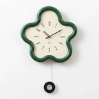 Lindenthorpe Clock