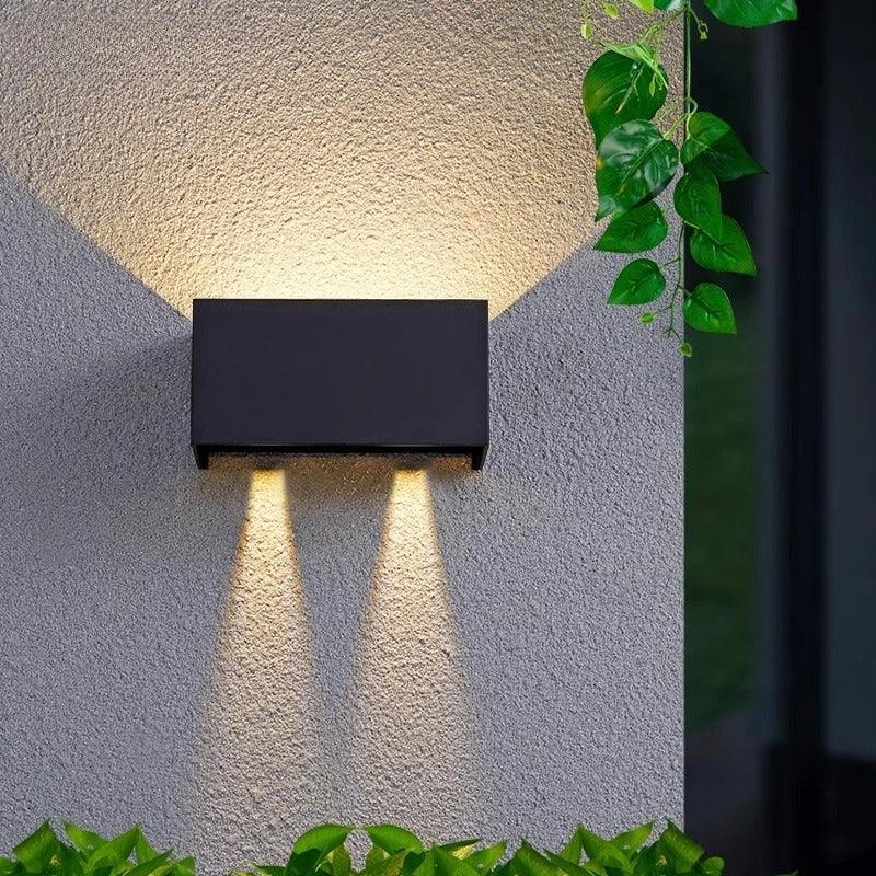 Linnura LED Wall Lamp