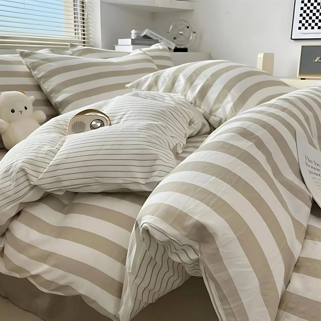 Lintirra Striped Bedding Set