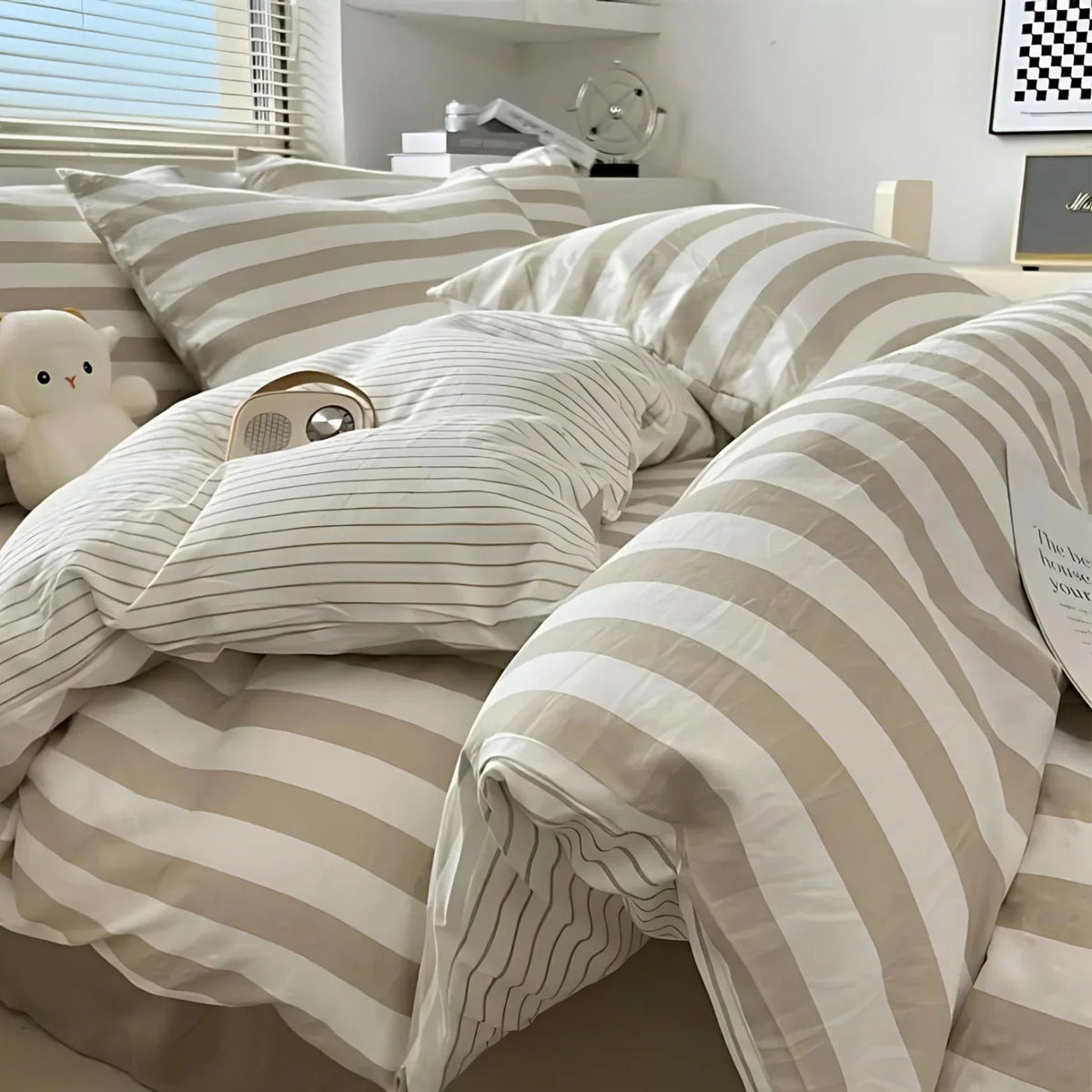 Lintirra Striped Bedding Set