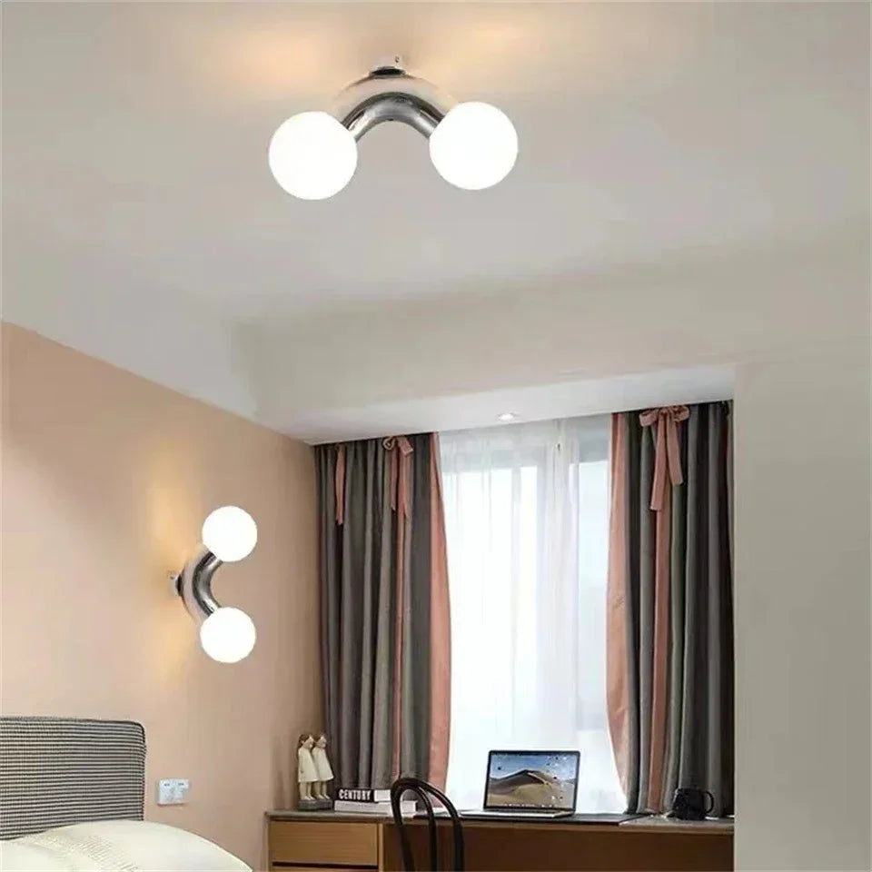 Loammoor Wall Lamp