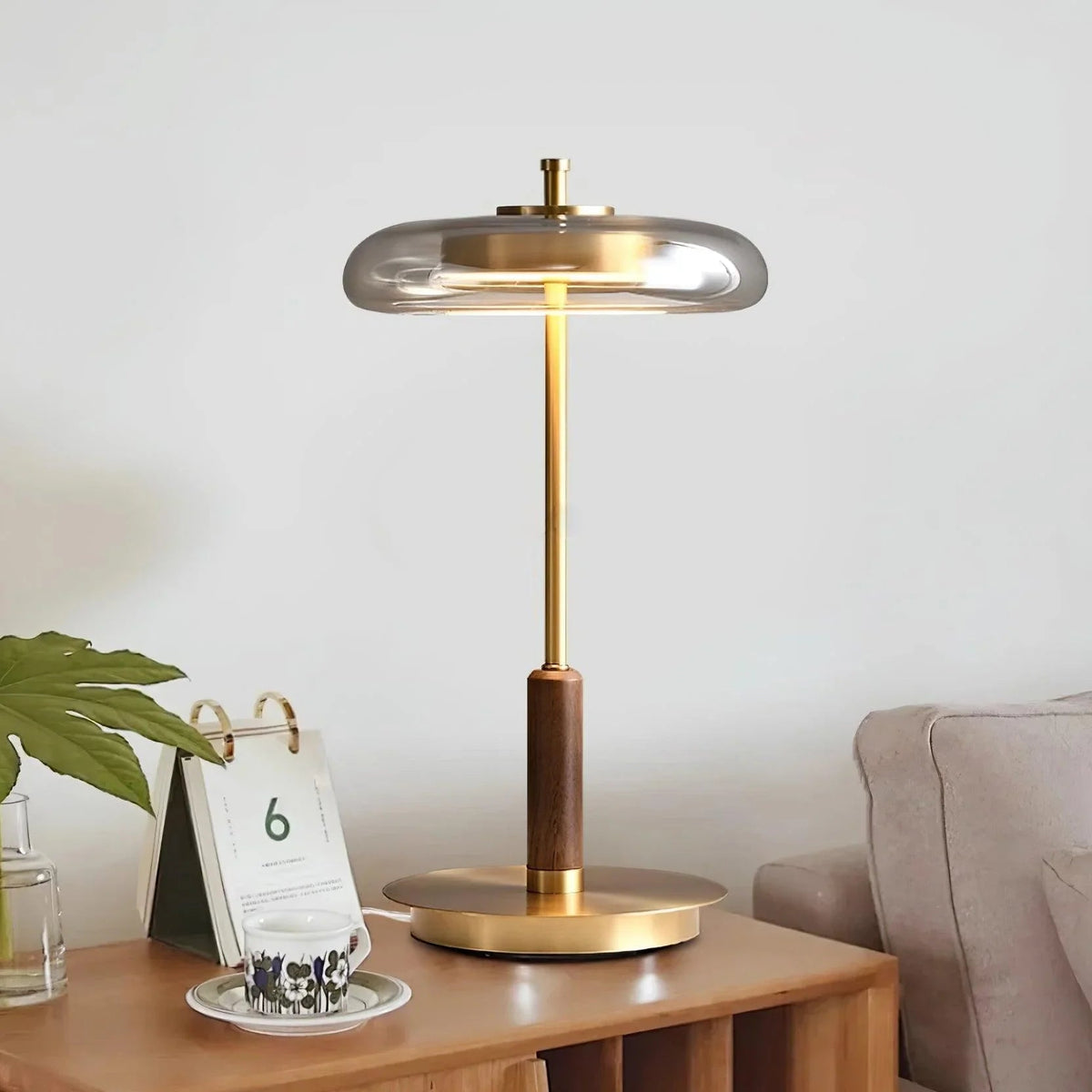 Lorstesa Table Lamp