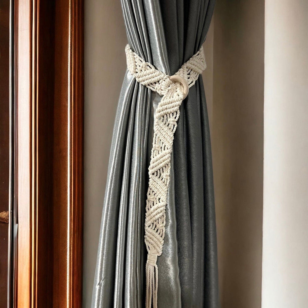 Macrame Curtain Tieback | Thrascher