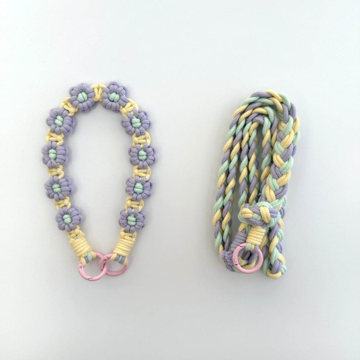 Macrame Dog Leash Holder | Thrascher
