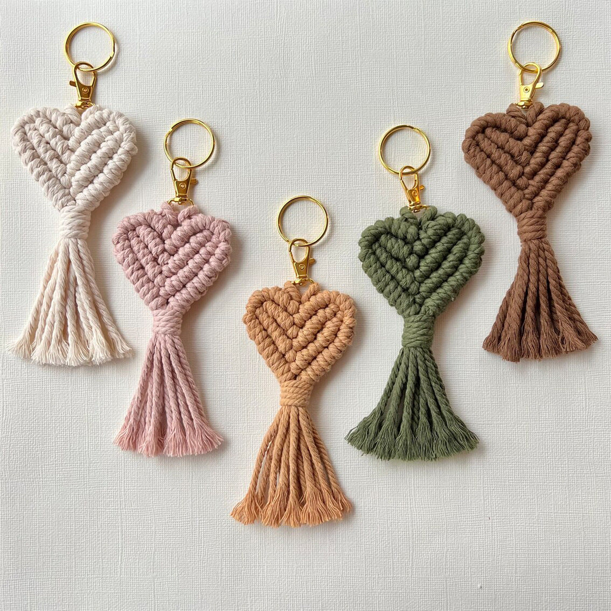 Macrame Heart Keychain Holder | Thrascher