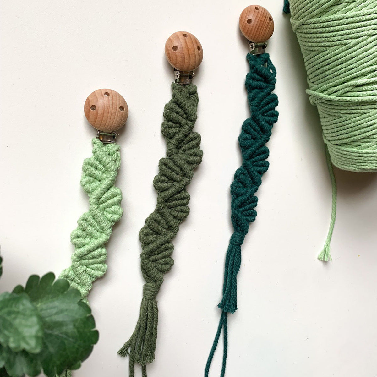 Macrame Keychain Holder with Wooden Accents | Thrascher