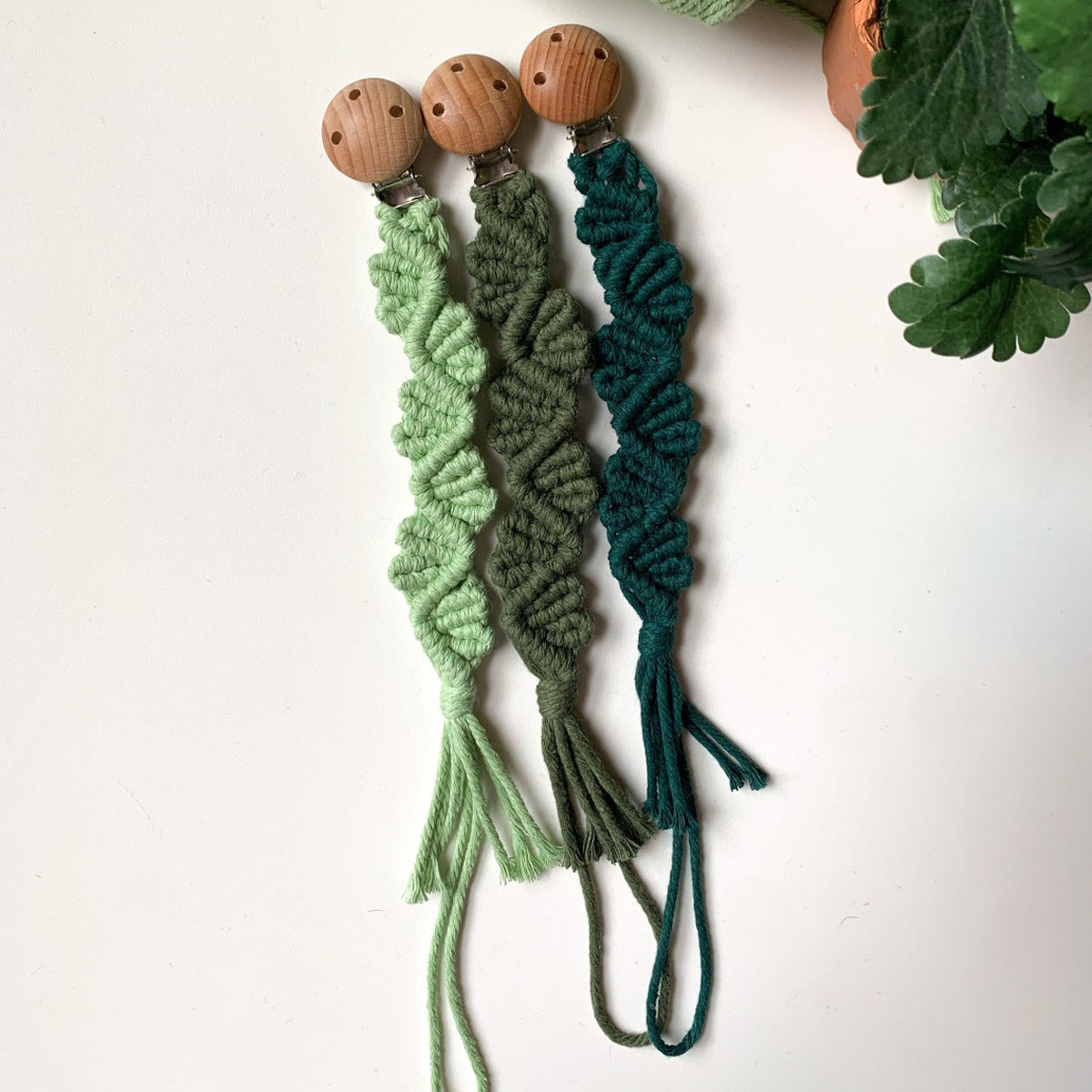 Macrame Keychain Holder with Wooden Accents | Thrascher