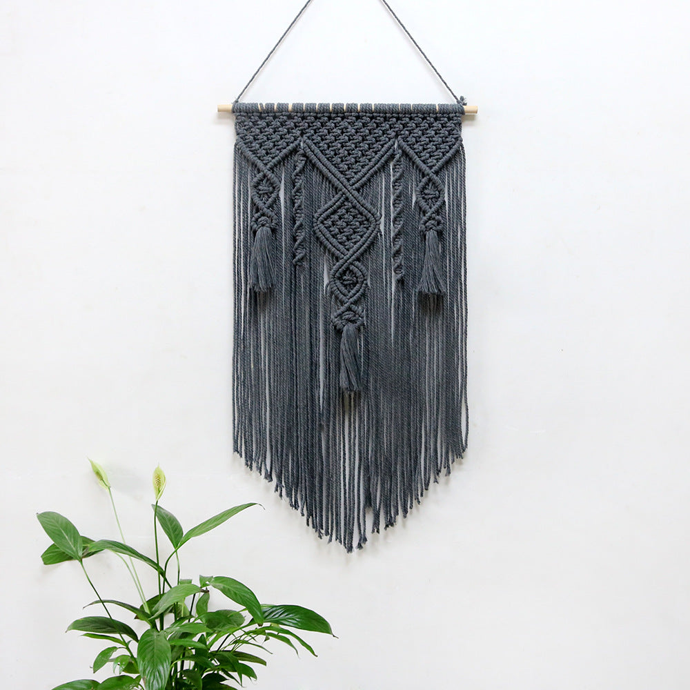 Macrame Wall Decor with Artistic Details | Thrascher