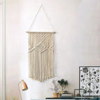 Macrame Wall Decor with Artistic Details | Thrascher