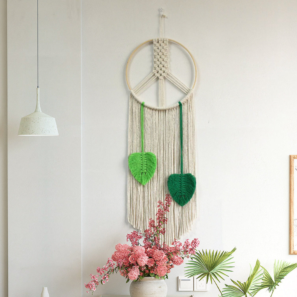 Macrame Wall Decoration with Elegant Appeal | Thrascher