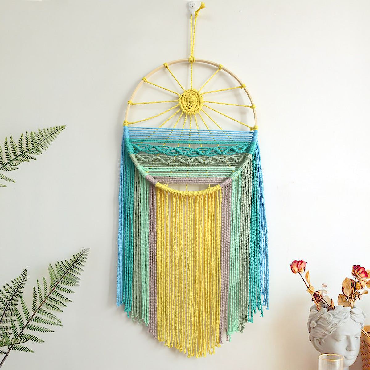 Macrame Wall Decoration with Elegant Appeal | Thrascher