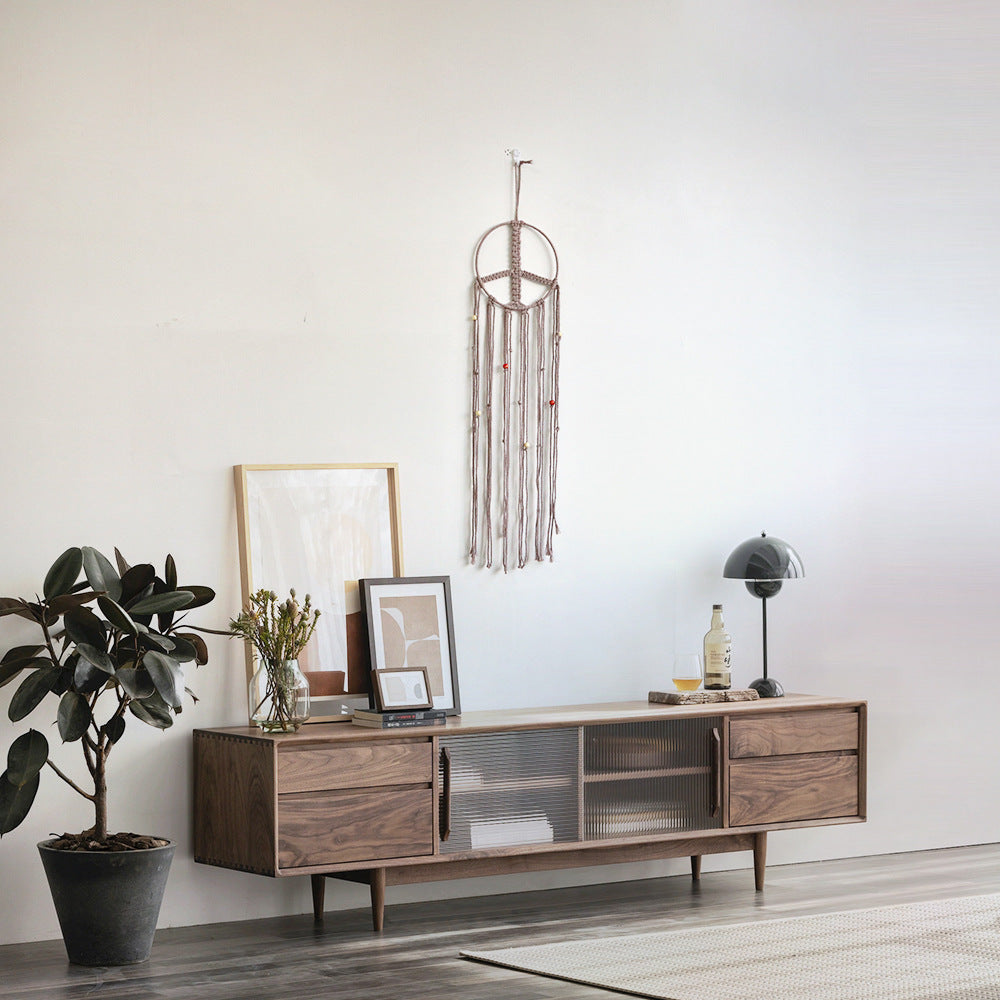 Macrame Wall Decoration with Elegant Appeal | Thrascher