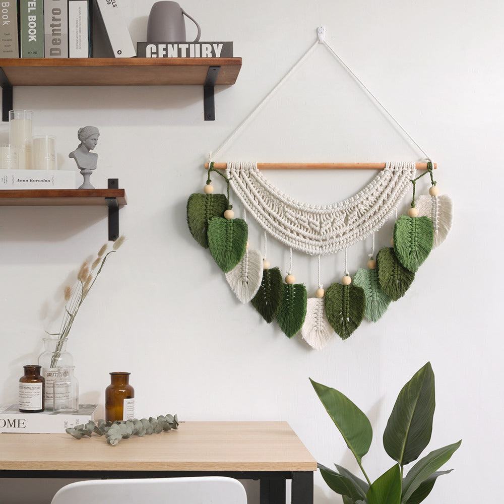 Macrame Wall Decoration with Leaf Design | Thrascher