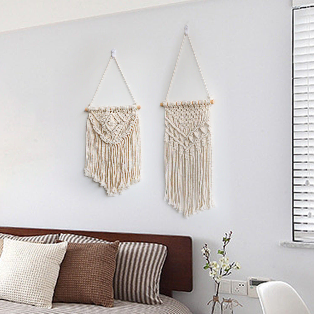 Macrame Wall Hanging with Artistic Fringes | Thrascher