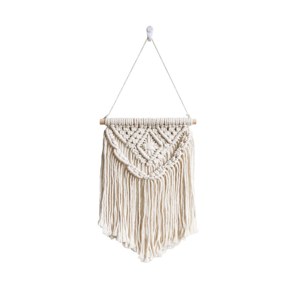 Macrame Wall Hanging with Artistic Fringes | Thrascher