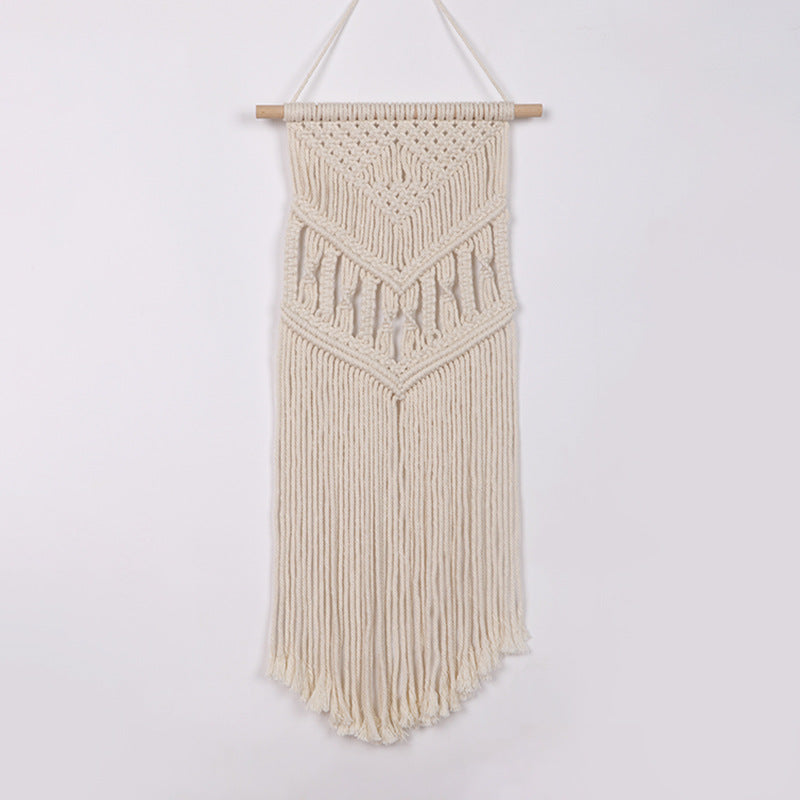 Macrame Wall Hanging with Artistic Patterns | Thrascher